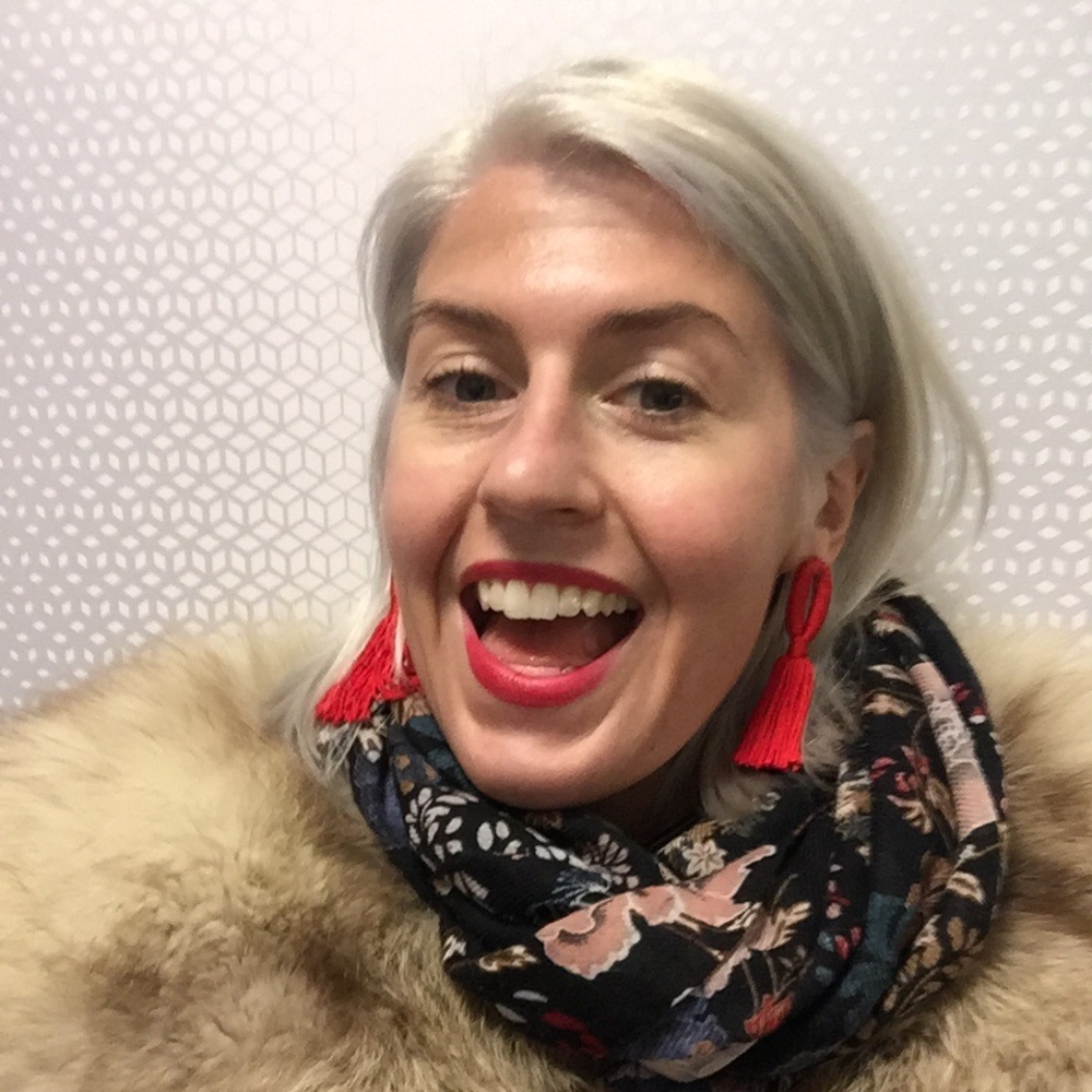 Meet your Posher, Dana